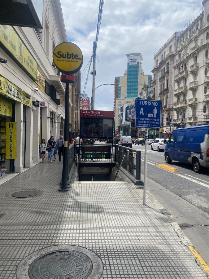 Avenida Corrientes Y Billinghurst A Metros De Abasto Shopping Ciudad Autónoma de Ciudad Autónoma de Buenos Aires Exterior foto